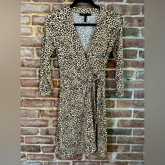 Bcbg dress XS in great condition. - Picture 1 of 3